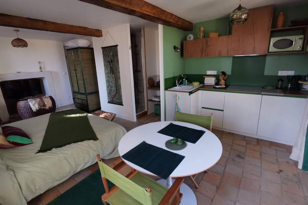 Amalouyse Studio De Charme Au Coeur Des Chateaux De Loire Montlouis-sur-Loire Esterno foto