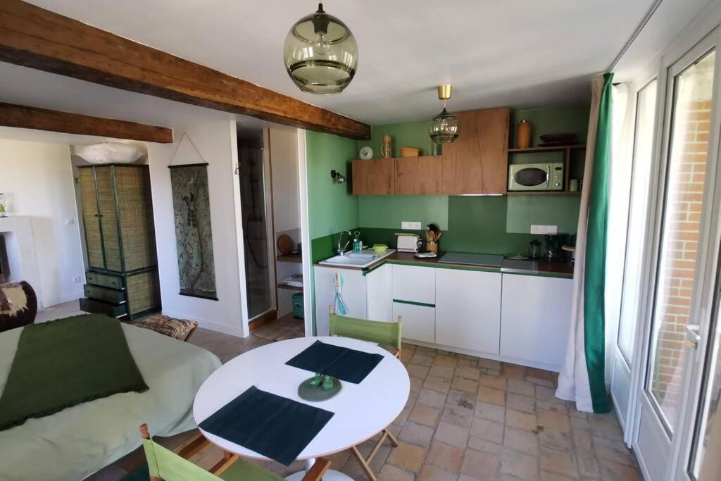 Amalouyse Studio De Charme Au Coeur Des Chateaux De Loire Montlouis-sur-Loire Esterno foto